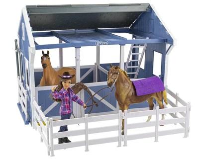 Deluxe Country Stable with Horse & Wash Stall (Freedom Series)