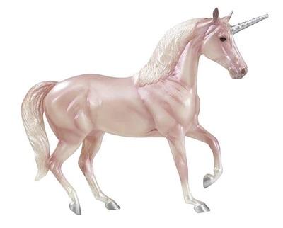 Aurora - Unicorn - Fantasy Series (Freedom Series)